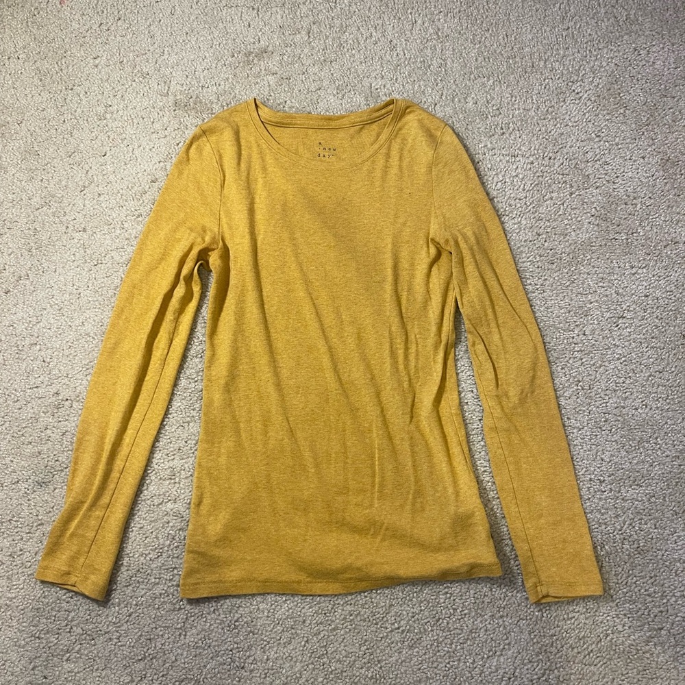Soft yellow long sleeve